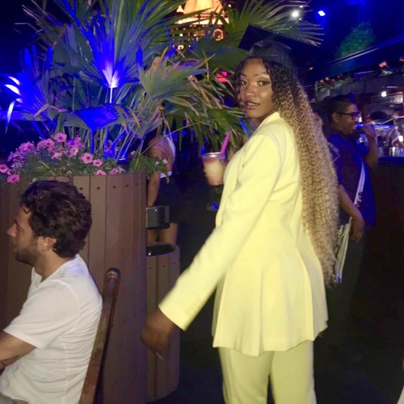 BCBG MAXAZRIA YELLOW TWO PIECE SUIT - Picture 3 of 4